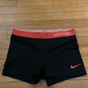 ⭐️Nike pro legging shorts 🩳